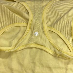Lululemon tank 12